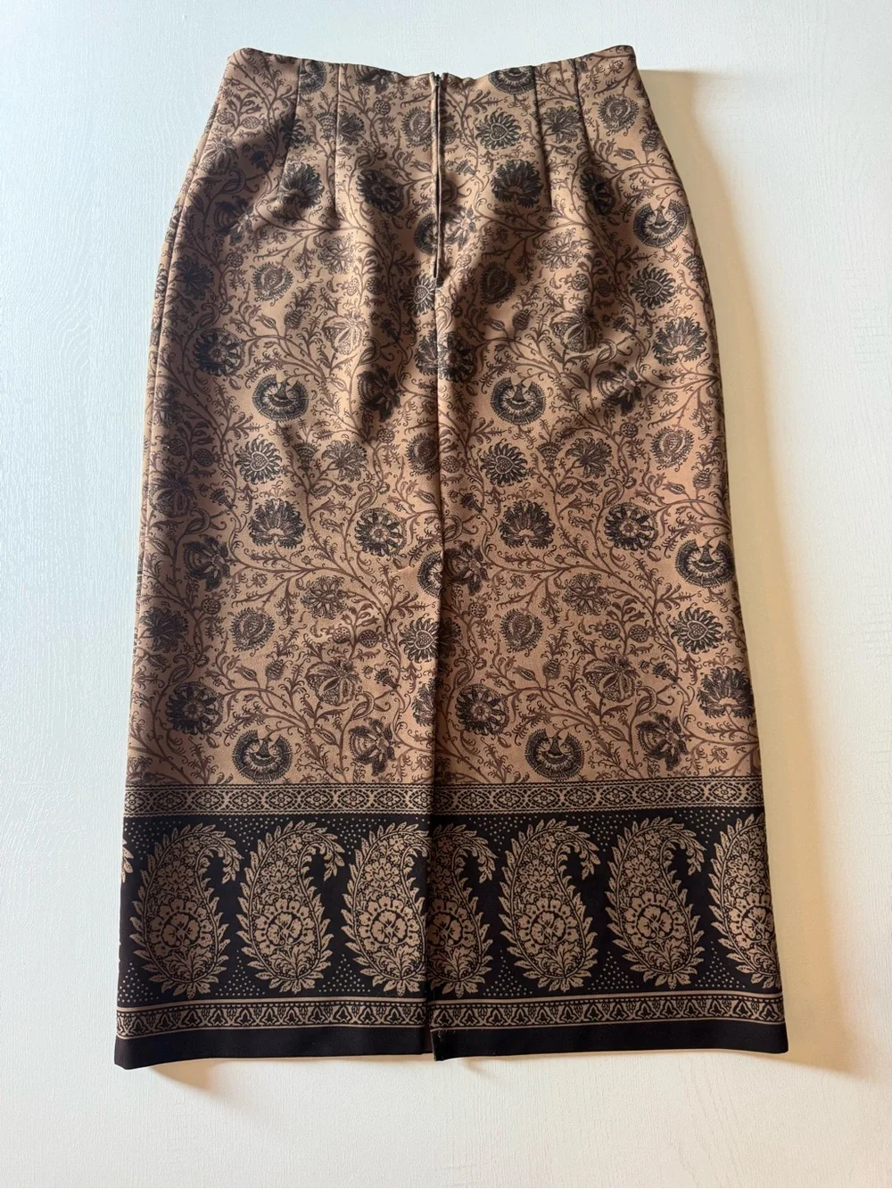 Vintage Briggs New York Brown Printed Pencil Skirt with Dark Border